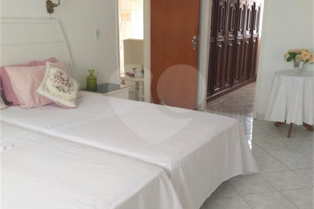 Casa à venda com 4 quartos, sendo 3 suítes, no condomínio São Joaquim, Vinhedo - SP