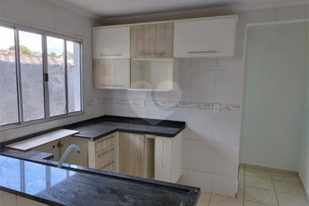 Casa à venda com 2 quartos em Vila Santa Rita, Sorocaba, SP