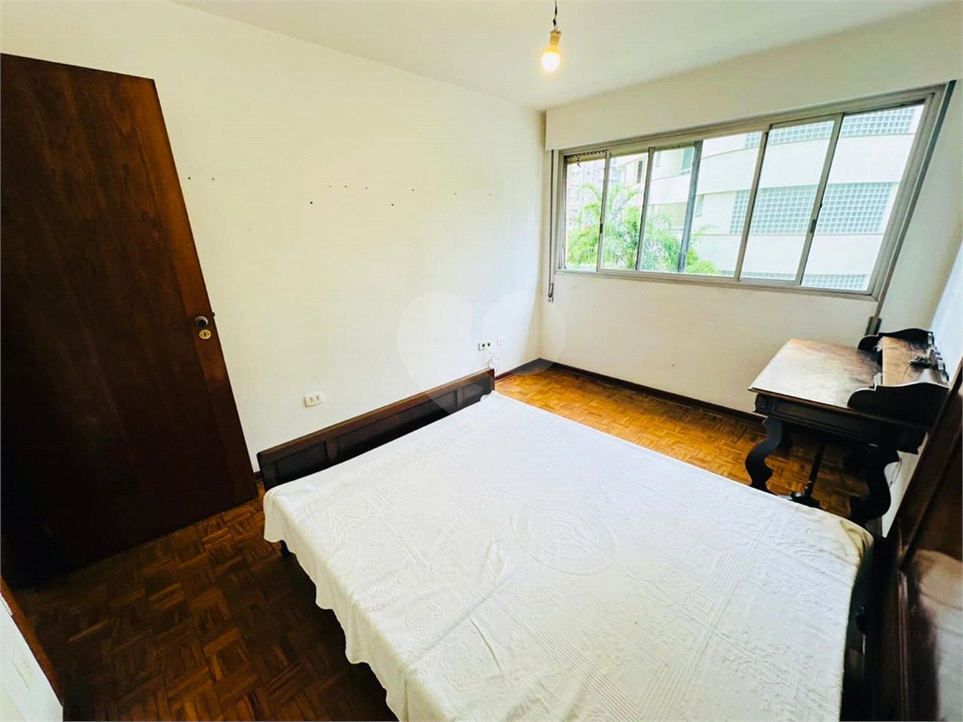 Apartamento à venda ou para alugar com 4 quartos, sendo 1 suíte, em Itaim Bibi, São Paulo, SP