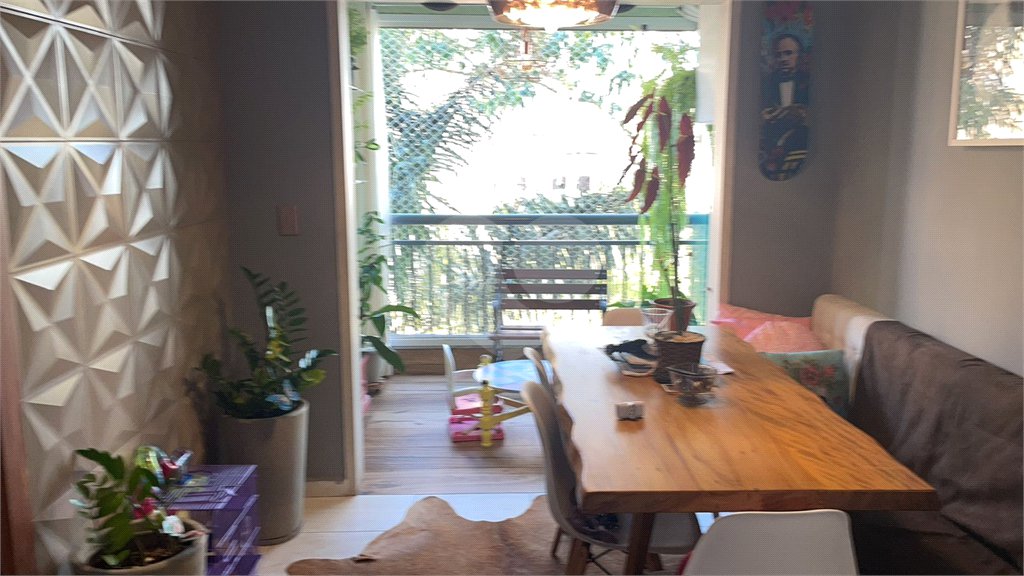 Apartamento à venda com 2 quartos em Horto, São Paulo, SP