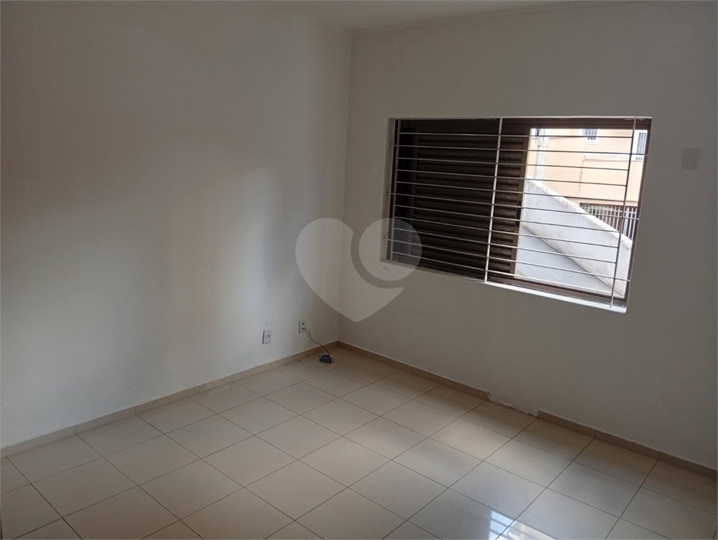 Casa para alugar com 9 quartos, sendo 3 suítes, em Jardim Panorama, Sorocaba, SP