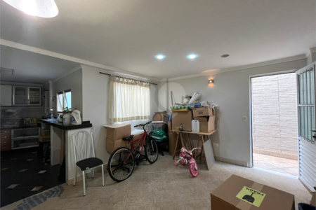 Casa à venda com 4 quartos, sendo 1 suíte, em Vila Maria Alta, São Paulo, SP