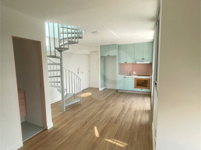 Duplex à venda com 1 quarto em Vila Madalena, São Paulo, SP