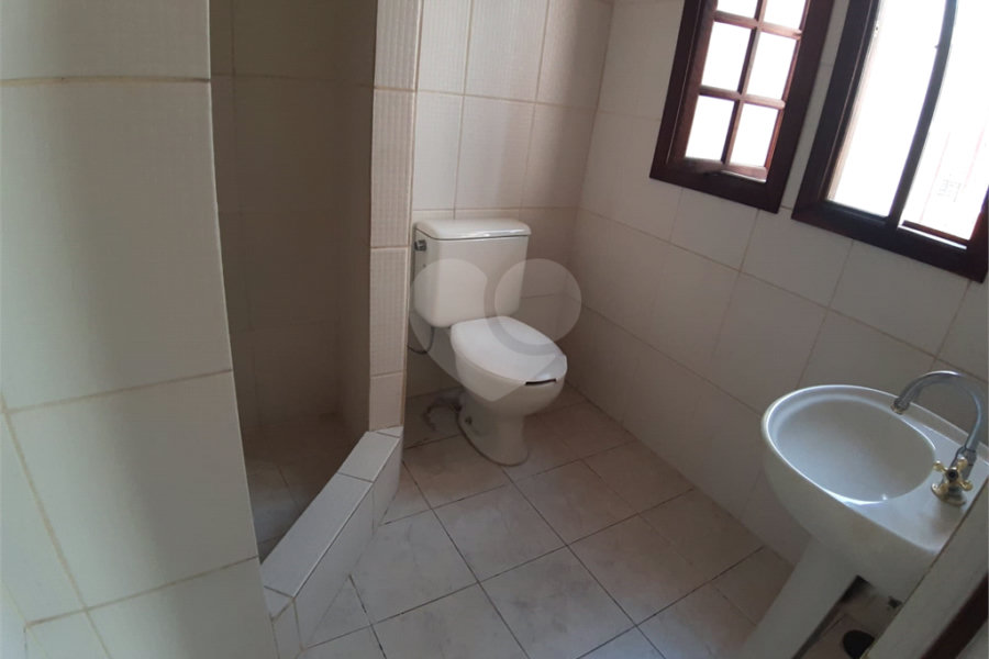 Sobrado à venda com 3 quartos, sendo 1 suíte, em Tremembé, São Paulo, SP