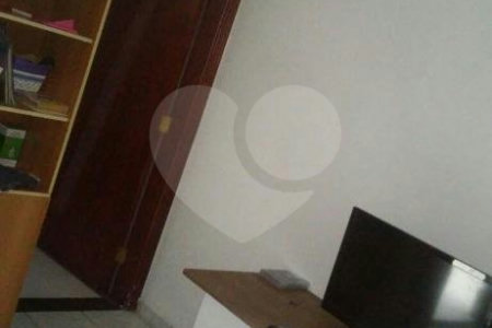 Casa à venda com 4 quartos, sendo 1 suíte, em Wanel Ville, Sorocaba, SP