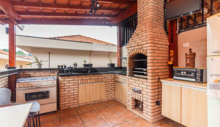 Casa à venda com 3 quartos, sendo 1 suíte,  em Horto Florestal, São Paulo, SP
