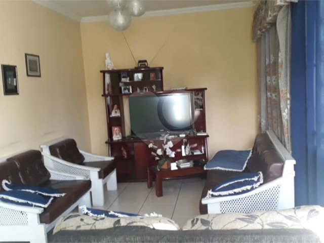 Casa à venda com 3 quartos, sendo 1 suíte,  em Vila Guilherme, São Paulo, SP