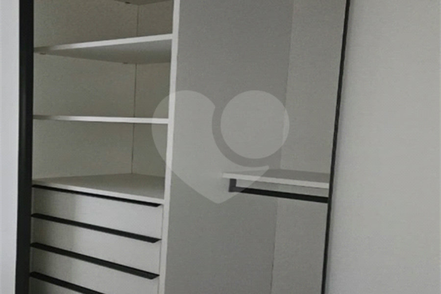 Casa à venda com 5 suítes no condomínio Tamboré II, Santana de Parnaíba - SP