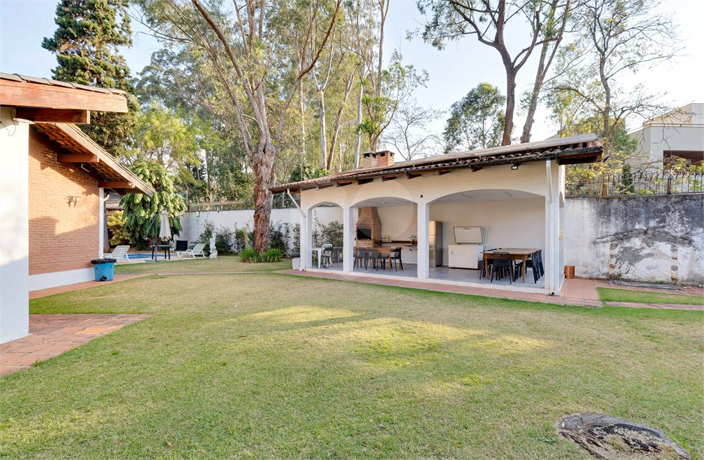 Casa Térrea à venda com 5 quartos, sendo 2 suítes, em Alto da Boa Vista, São Paulo, SP