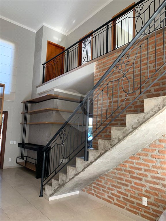 Casa à venda com 4 quartos, sendo 1 suíte, no condomínio Lagos D Icaraí, Salto - SP
