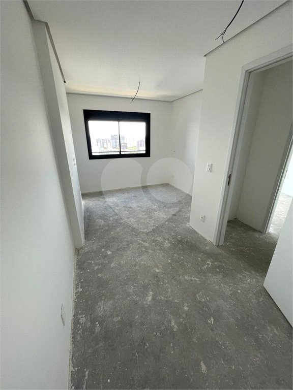 Apartamento à venda com 3 suítes em Água Branca, São Paulo, SP