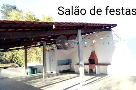 Chácara à venda com 1 suíte em Chácaras Vista Alegre, Arujá, SP