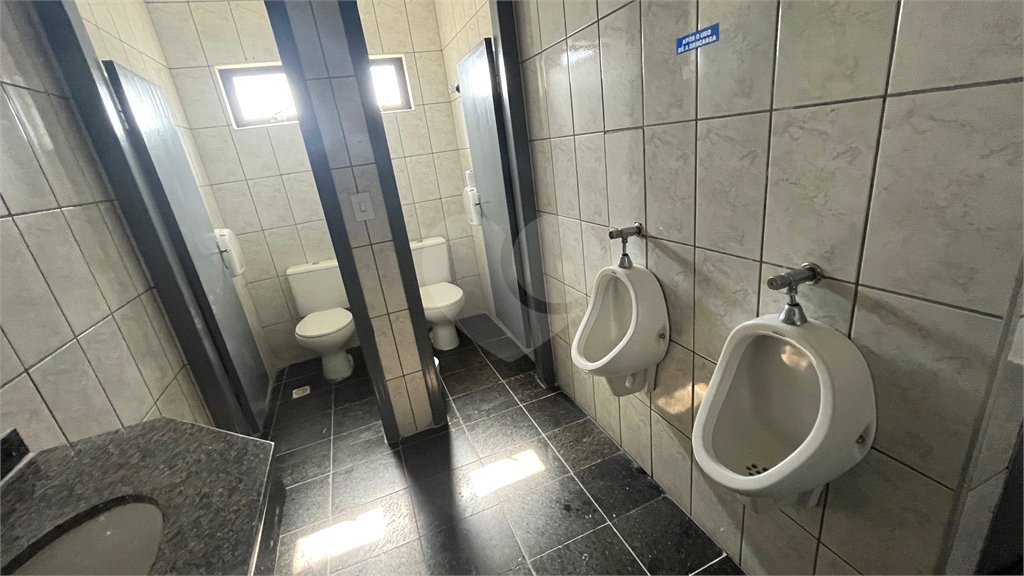 Salão Comercial para alugar em Vila Thais, Atibaia, SP