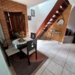 Sobrado à venda com 4 quartos, sendo 1 suíte, em Santo Antônio, Osasco, SP