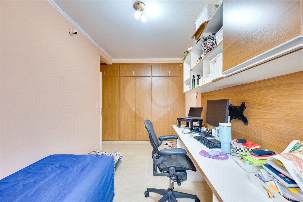 Casa à venda com 4 quartos, sendo 1 suíte, em Brooklin Paulista, São Paulo, SP