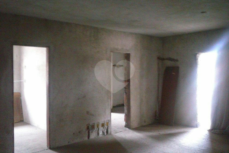 Sobrado à venda com 4 quartos, sendo 1 suíte, em Barro Branco (zona Norte), São Paulo, SP