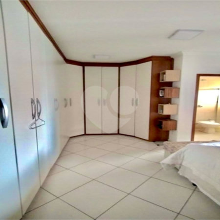 Sobrado à venda com 3 quartos, sendo 1 suíte, em Jardim Gonçalves, Sorocaba, SP
