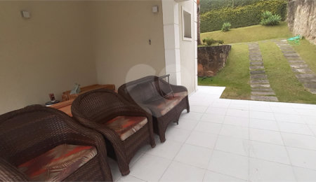 Casa à venda com 4 suítes no Centro, Bom Jesus dos Perdões, SP