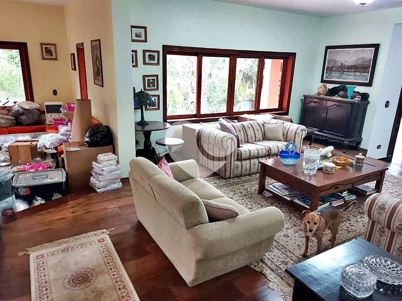 Casa à venda com 4 quartos, sendo 2 suítes, no condomínio Parque Imperial da Cantareira, Mairiporã - SP