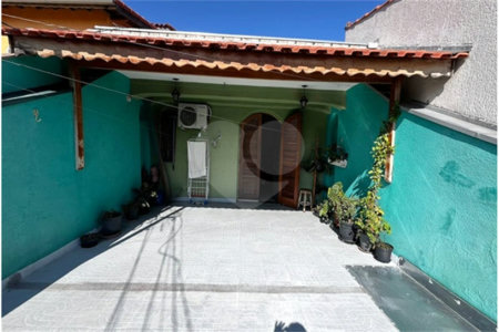 Casa à venda com 3 quartos, sendo 1 suíte, em Vila Boaçava, São Paulo, SP