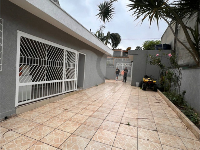 Casa Térrea à venda com 3 quartos em Jaraguá, São Paulo, SP