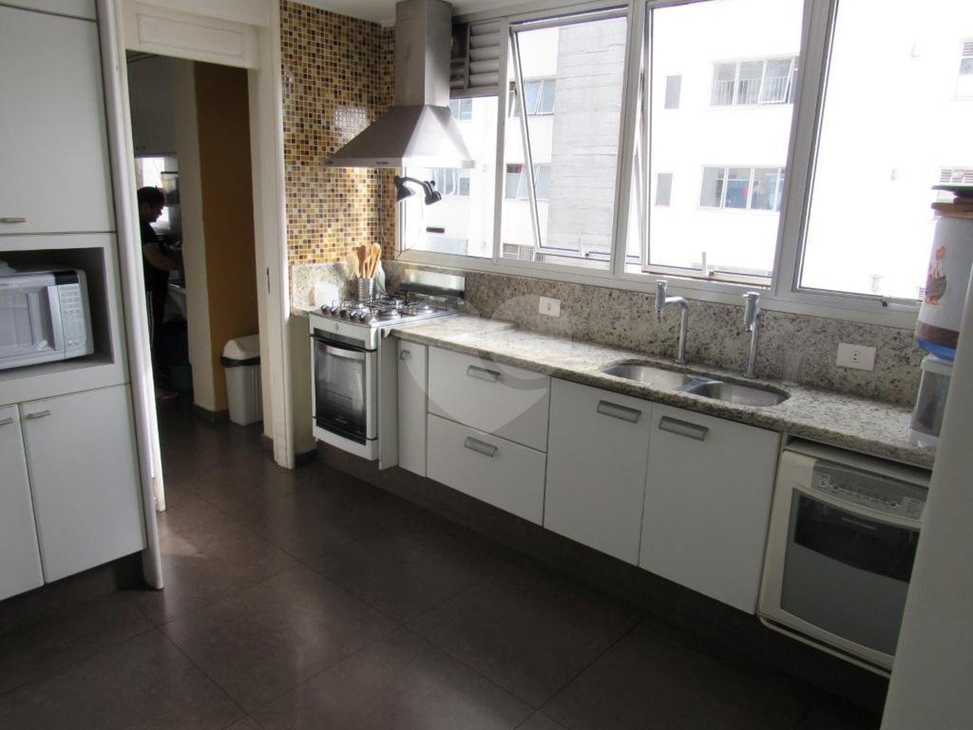 Apartamento à venda com 4 suítes em Jardim Ampliação, São Paulo, SP
