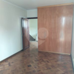 Casa à venda com 4 quartos, sendo 2 suítes, em Jardim das Vertentes, São Paulo, SP