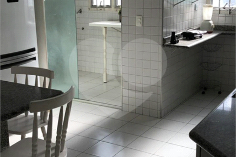 Apartamento à venda com 3 quartos, sendo 1 suíte, em Vila Olímpia, São Paulo, SP