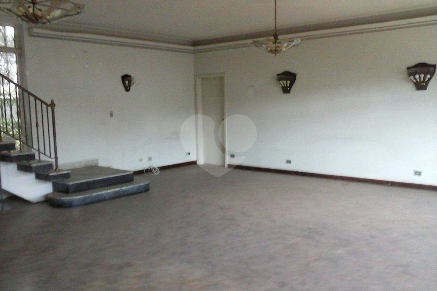 Sobrado à venda com 5 quartos, sendo 1 suíte, em Jardim São Paulo(zona Norte), São Paulo, SP