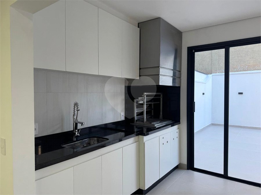 Casa à venda com 3 suítes no condomínio Residencial The Square Village, Cotia - SP