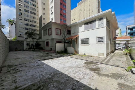 Casa com 3 dormitórios para alugar, 284 m² por R$ 21.162,89 - Gonzaga - Santos/SP
