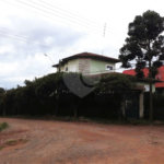Sobrado à venda com 5 quartos, sendo 3 suítes, em Campos de Atibaia, Atibaia, SP