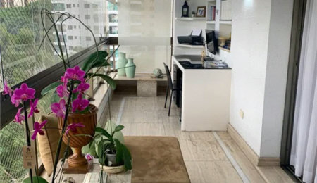 Apartamento à venda com 3 suítes em Vila Suzana, São Paulo, SP