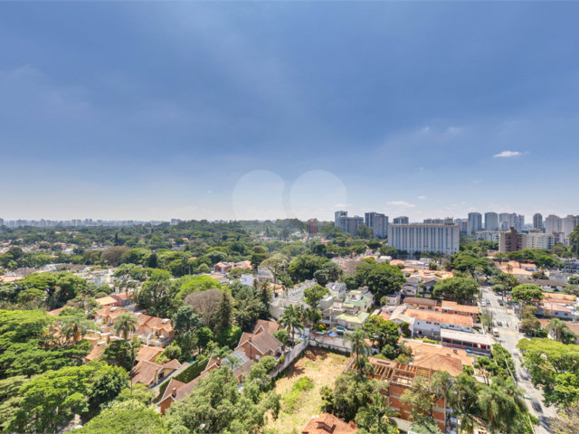 Apartamento à venda ou para alugar com 4 quartos, sendo 1 suíte,  em Alto da Boa Vista, São Paulo, SP