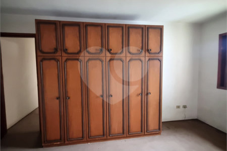Casa à venda com 3 quartos, sendo 1 suíte,  em Jardim Leonor Mendes de Barros, São Paulo, SP