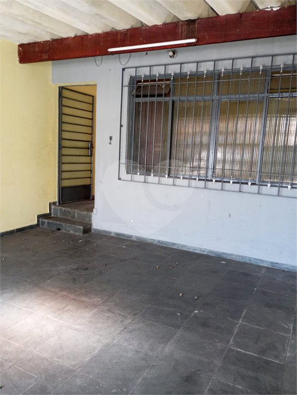 Casa à venda com 3 quartos, sendo 2 suítes, em Jardim Maria Duarte, São Paulo, SP