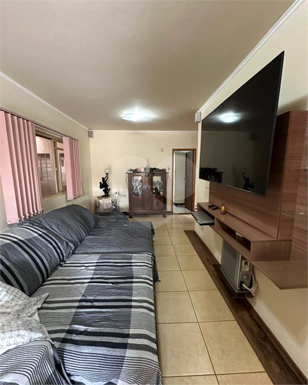 Casa à venda com 3 quartos, sendo 1 suíte, em Portal do Morumbi, Ponta Porã, MS
