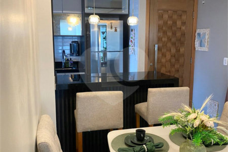 Apartamento à venda com 2 quartos, sendo 1 suíte,  em Jardim Rosa de Franca, Guarulhos, SP