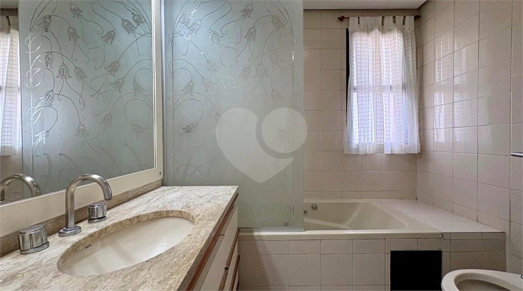 Cobertura à venda com 4 quartos, sendo 2 suítes,  em Perdizes, São Paulo, SP