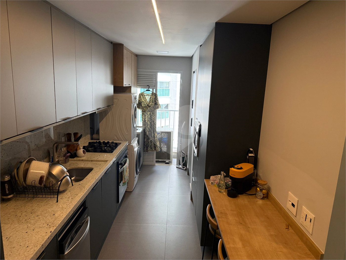 Apartamento à venda com 2 quartos, sendo 1 suíte,  em Vila Mogilar, Mogi das Cruzes, SP