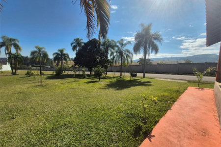 Chácara com 3 dormitórios à venda, 1200 m² por R$ 870.000,00 - Condomínio Ninho Verde II - Pardinho/SP