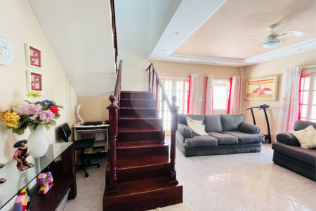 Casa à venda com 3 quartos, sendo 1 suíte, em Campo Grande, Rio de Janeiro, RJ