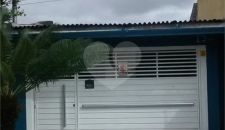 Sobrado à venda com 2 suítes em Jardim Obelisco, Poá, SP