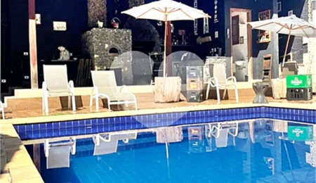 Casa à venda com 4 suítes no condomínio Sausalito, Mairiporã - SP