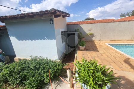 Casa à venda com 3 quartos no Centro, Vinhedo, SP