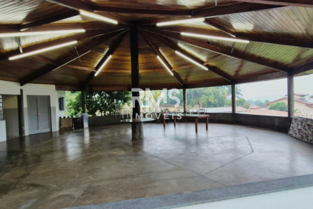 Chácara à venda com 4 suítes em Distrito de Porto, Capela do Alto, SP