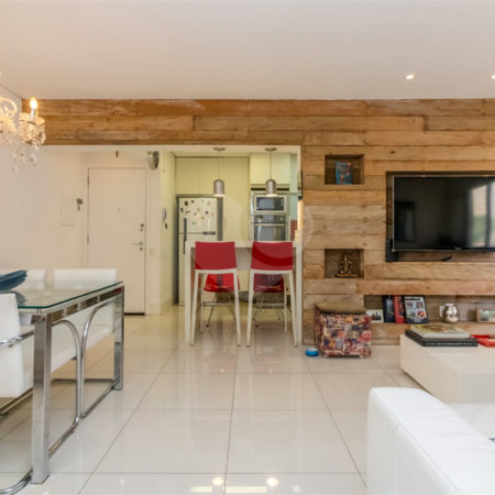Apartamento à venda com 3 quartos, sendo 1 suíte, em Itaim Bibi, São Paulo, SP