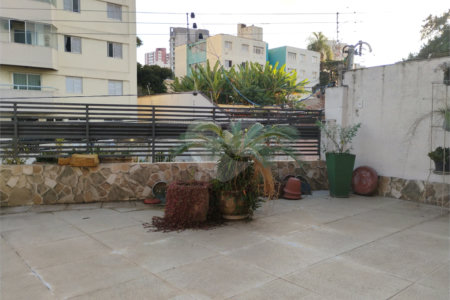 Sobrado à venda com 3 quartos, sendo 1 suíte, em Vila Paulista, São Paulo, SP
