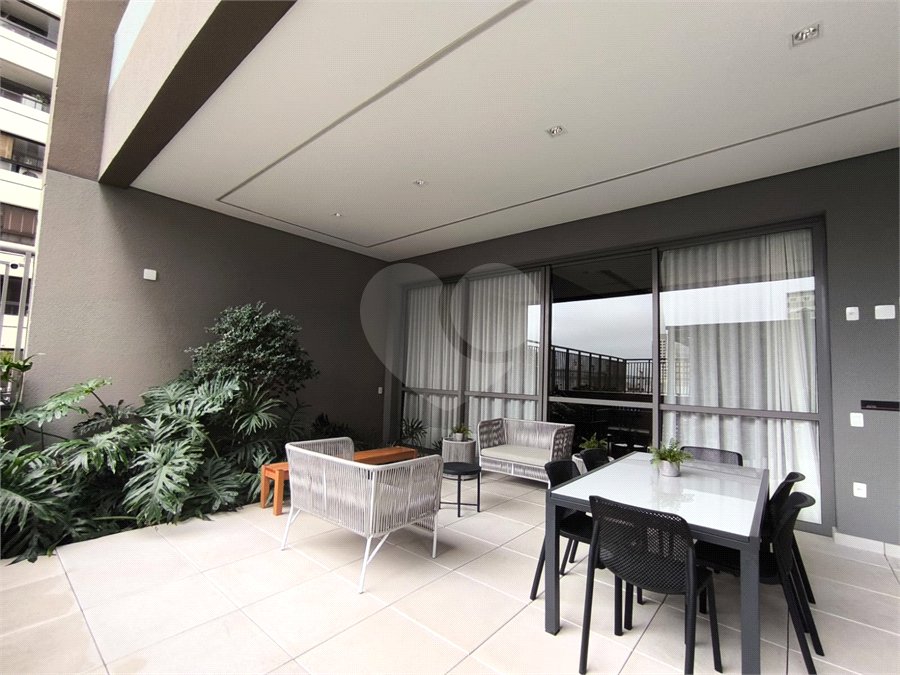 Apartamento para alugar com 2 suítes em Pinheiros, São Paulo, SP