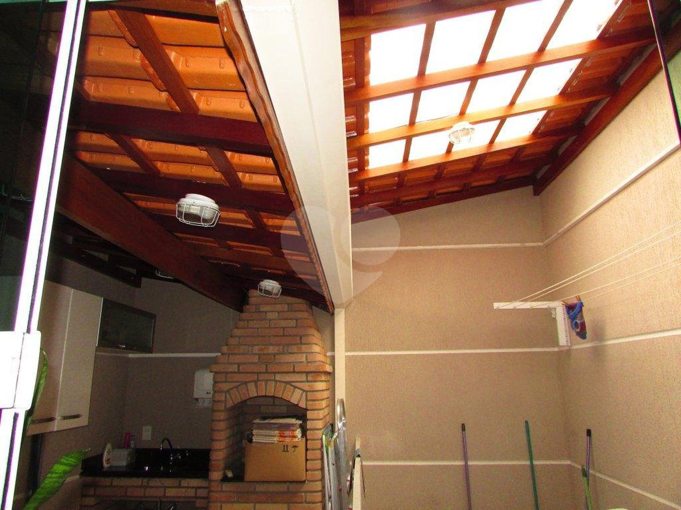Sobrado à venda com 3 quartos, sendo 1 suíte,  em Vila Constança, São Paulo, SP